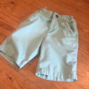 True craft boys size 12 mint green twill shorts